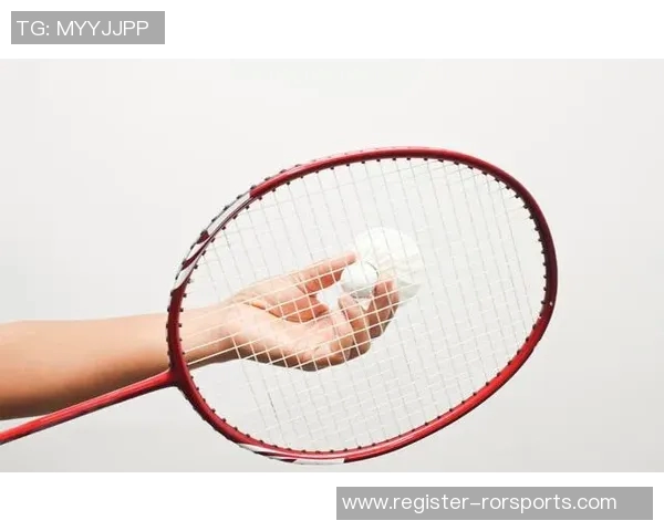 实时新闻科学羽毛球训练全攻略助你提升实力与技巧的有效方法